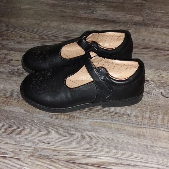 Dream Paris  Girls  black Mary Janes  with butterfly front  Sz 5 - Picture 3 of 6